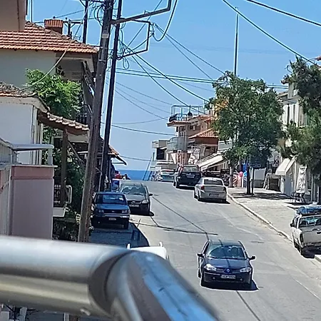 Avia Apartman Limenária