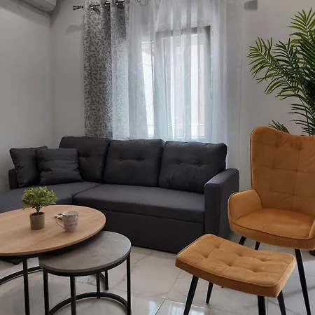 Апартаменты Avia *