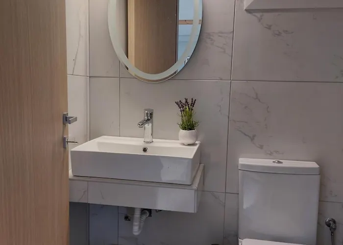 Avia Διαμέρισμα *